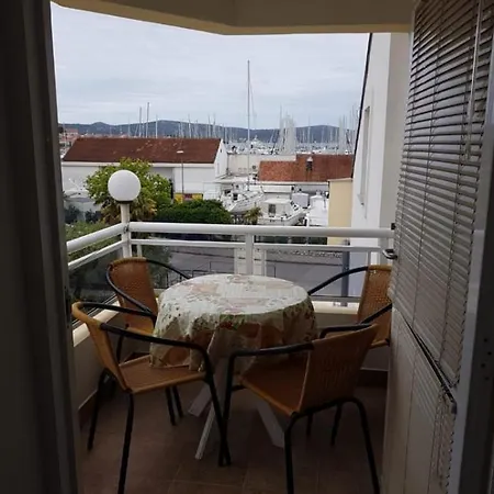 Emily Apartmán